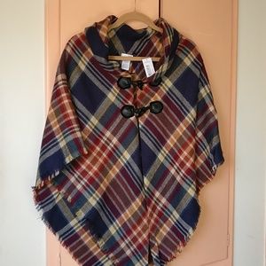 Adorable plaid fringe Poncho